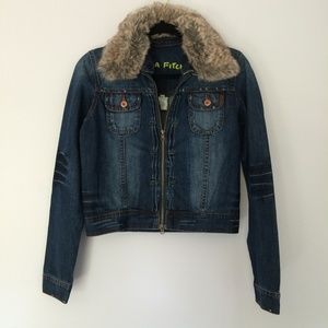 Ezra Fitch VINTAGE denim jacket!